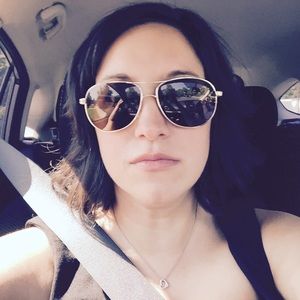 Meet your Posher, Alexandra