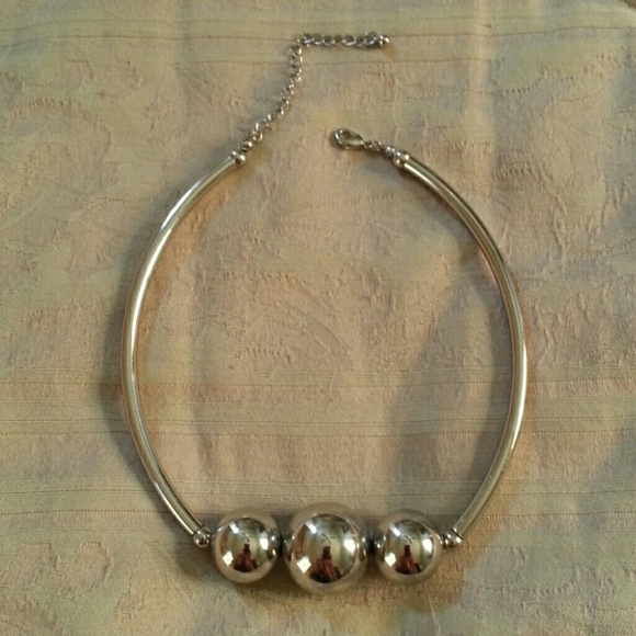 **SOLD** H&M Silver Necklace
