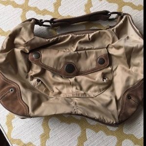 Gap purse