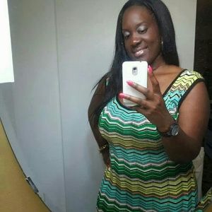 Meet your Posher, Ebony