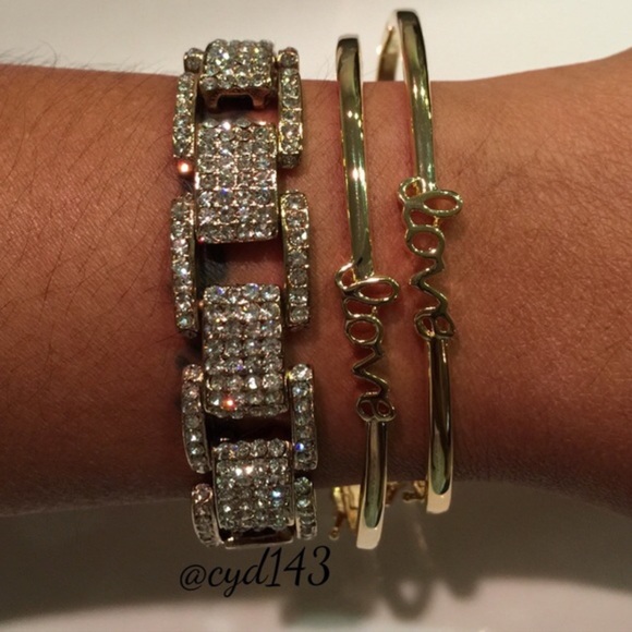 ❤️LOVE BANGLE❤️ - Picture 2 of 4