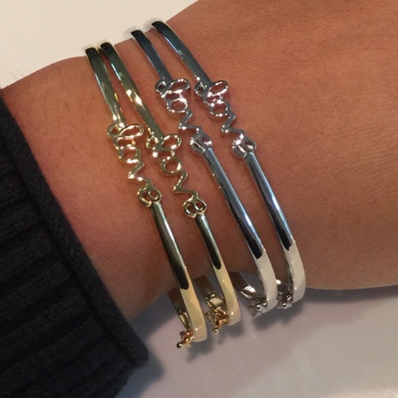 ❤️LOVE BANGLE❤️ - Picture 4 of 4