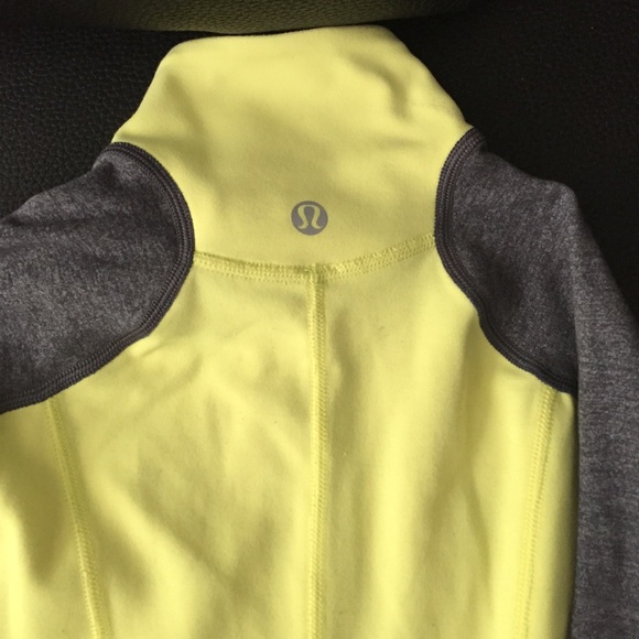 Lululemon pullover - Picture 2 of 4