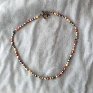 Colored pearl necklace