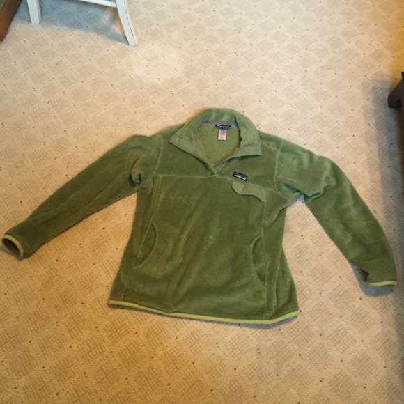 Patagonia Green Pullover