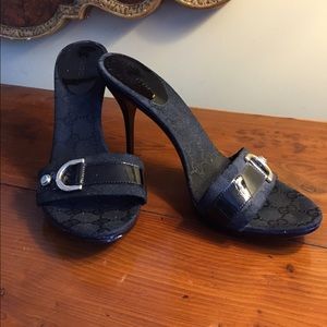 Gucci sandals