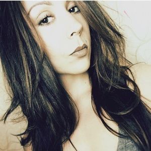 Meet your Posher, Cassie