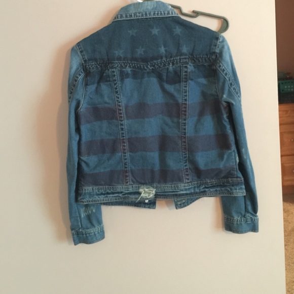 BUCKLE JEAN JACKET!! NEVER WORN! - Picture 3 of 4