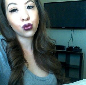 Meet your Posher, Jasmin