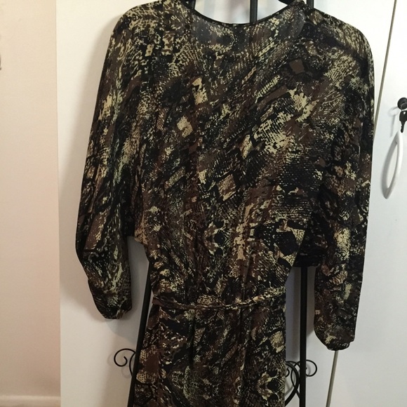 Parker dress - Picture 3 of 3