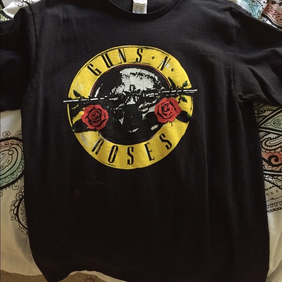 GUNS AND ROSES SHIRT