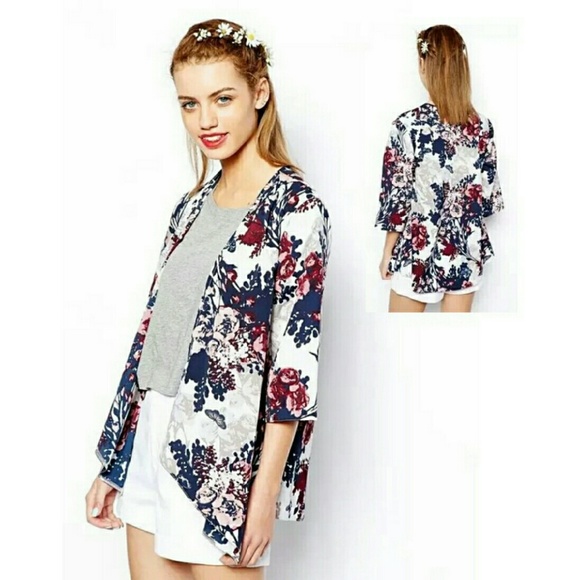 Host Pick 3/9 🎉 Floral Batwing Blazer / Cardigan