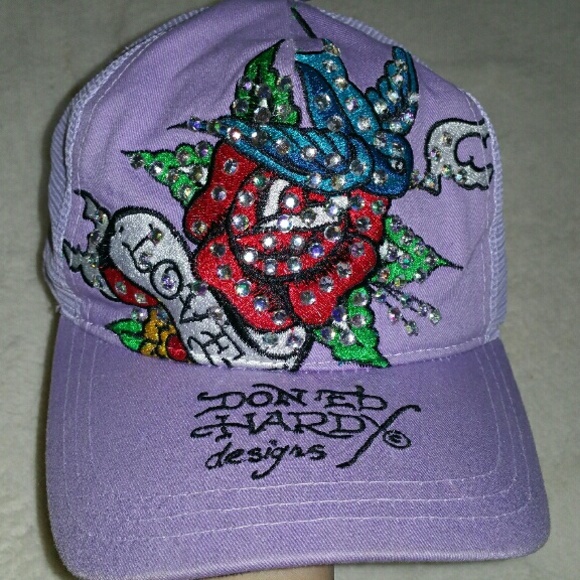 🎀 Authentic Ed Hardy snap back hat. 🎀