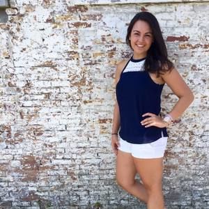Meet your Posher, Carli