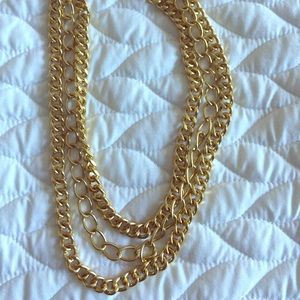 Gold Fashion 3 layer Chain.