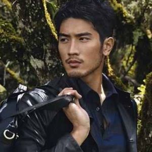 Meet your Posher, Lee