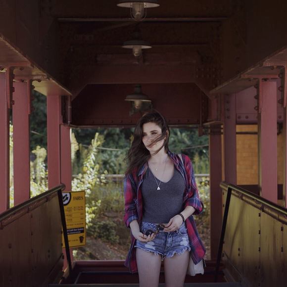 Meet your Posher, Arielle