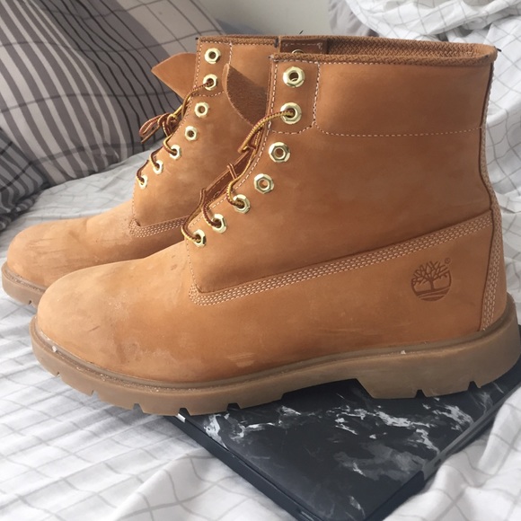 Timberland Boots - Picture 2 of 4