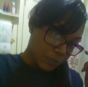 Meet your Posher, Kendra