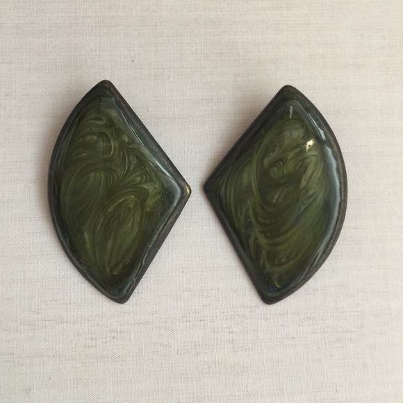 Jewelry - 2/$6 Hunter green pierced earrings