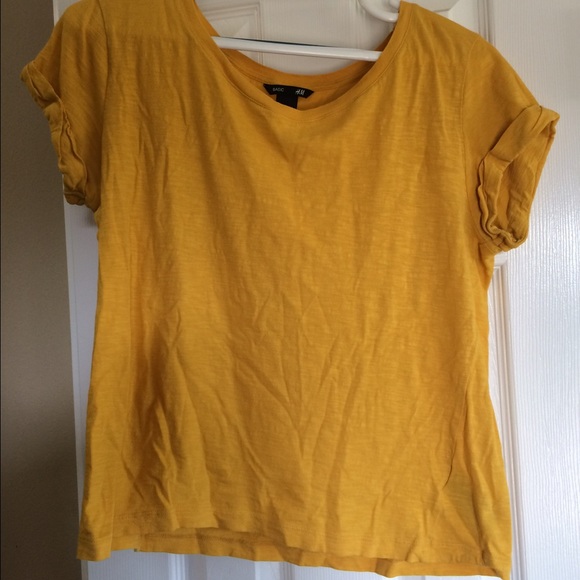 Yellow tshirt