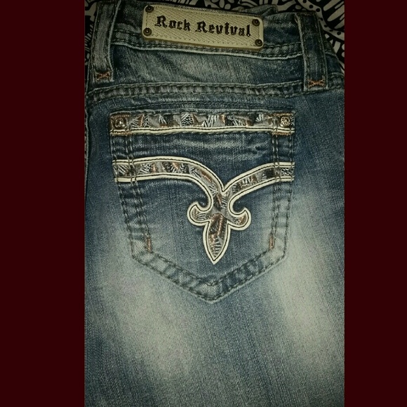 Rock revivals Capris.