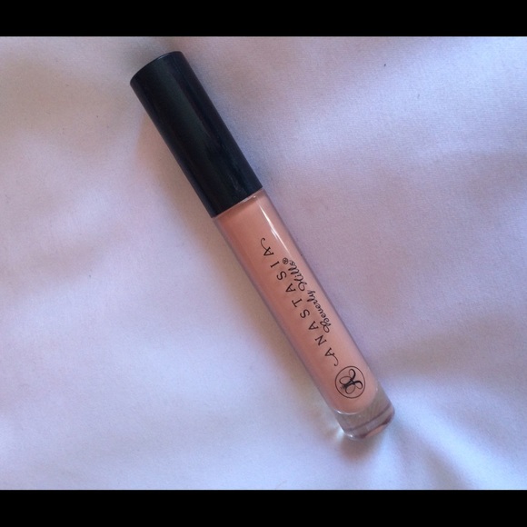 Anastasia liquid lipstick undressed