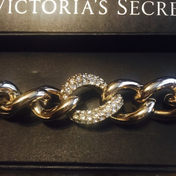 NEW. Victoria Secret Bracelet - Picture 2 of 4