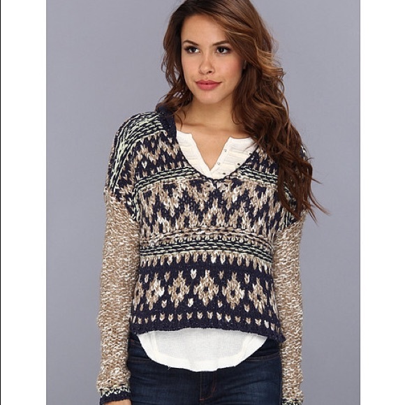 FREE PEOPLE SWEATER BLUE COMBO NWT - Picture 3 of 5