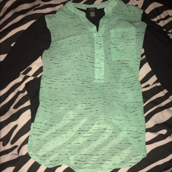 Rue 21 Top