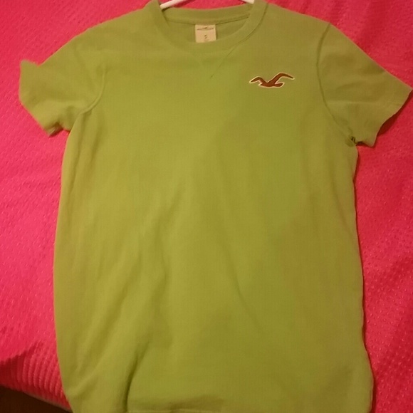 Hollister shirt