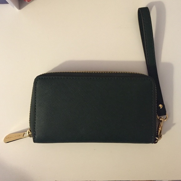 Dark Green Michael Kors Wallet - Picture 4 of 4