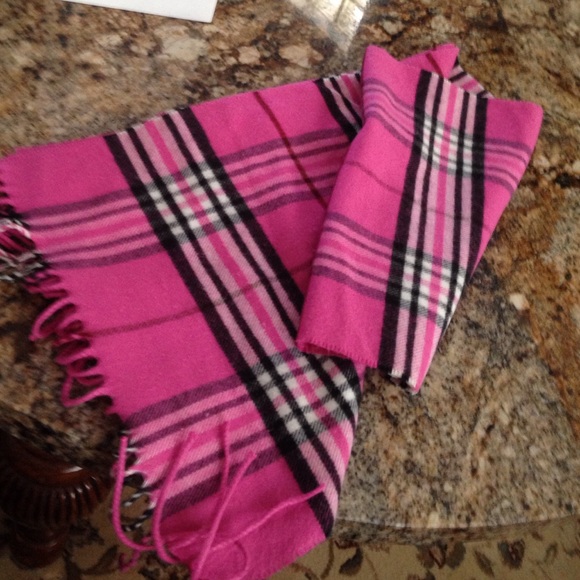 Nice scarf made in Germany - Picture 3 of 3