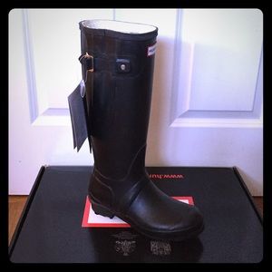 BRAND NEW ADJUSTABLE HUNTERS BOOTS