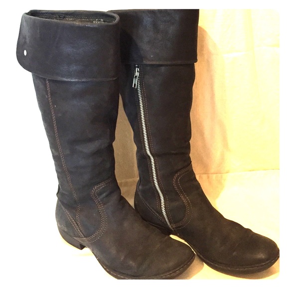 Born black leather boots