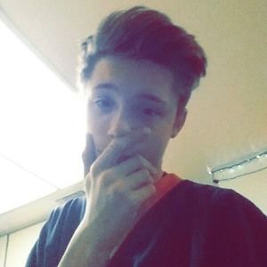 Meet your Posher, Cameron