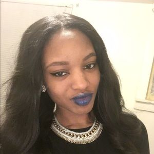 Meet your Posher, Janai