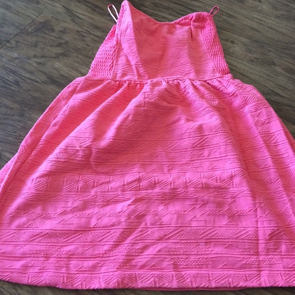 Strappless dress