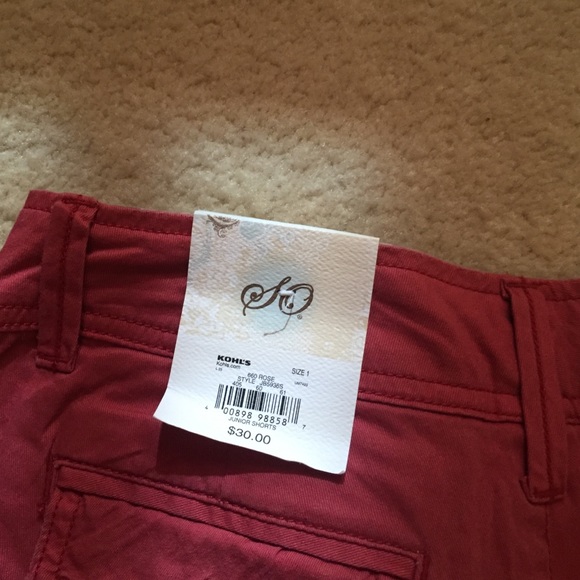 Capris - Picture 3 of 3