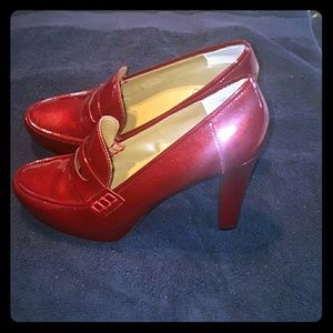 DORTHY'S  RUBY RED SLIPPERS