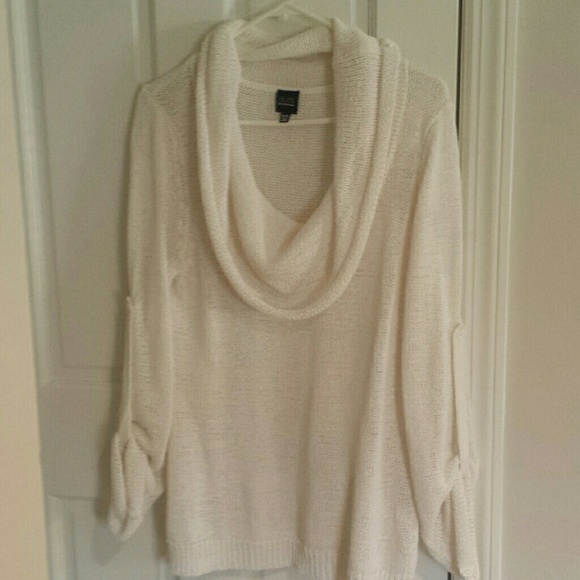 Beautiful Saks white drapey sweater
