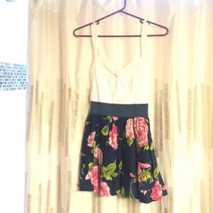 Abercrombie floral dress