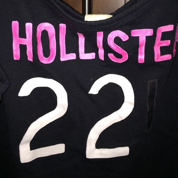 Black Hollister tank