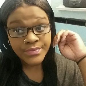 Meet your Posher, Samaria