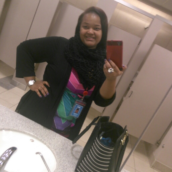 Meet your Posher, Mia