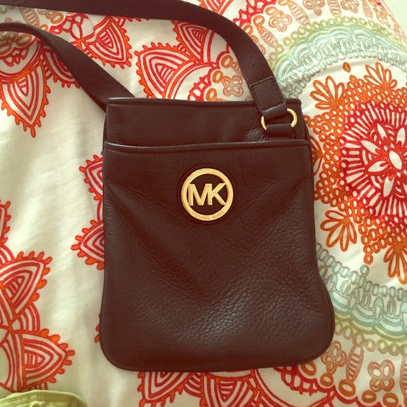 black michael kors small bag