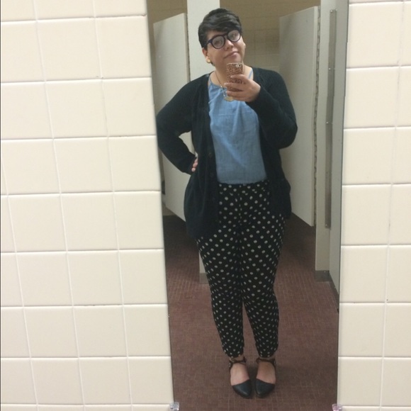 Meet your Posher, Lexus - Picture 2 of 4