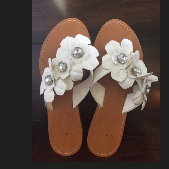 Flower sandals