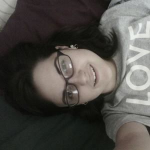 Meet your Posher, Caity