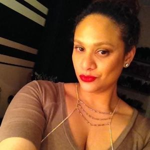 Meet your Posher, Sheila